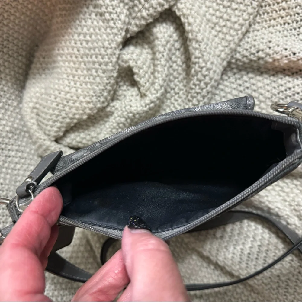 Coach Gray & Metalic Signature Small Trim Crossbody Purse w/ Adjustable Strap‎